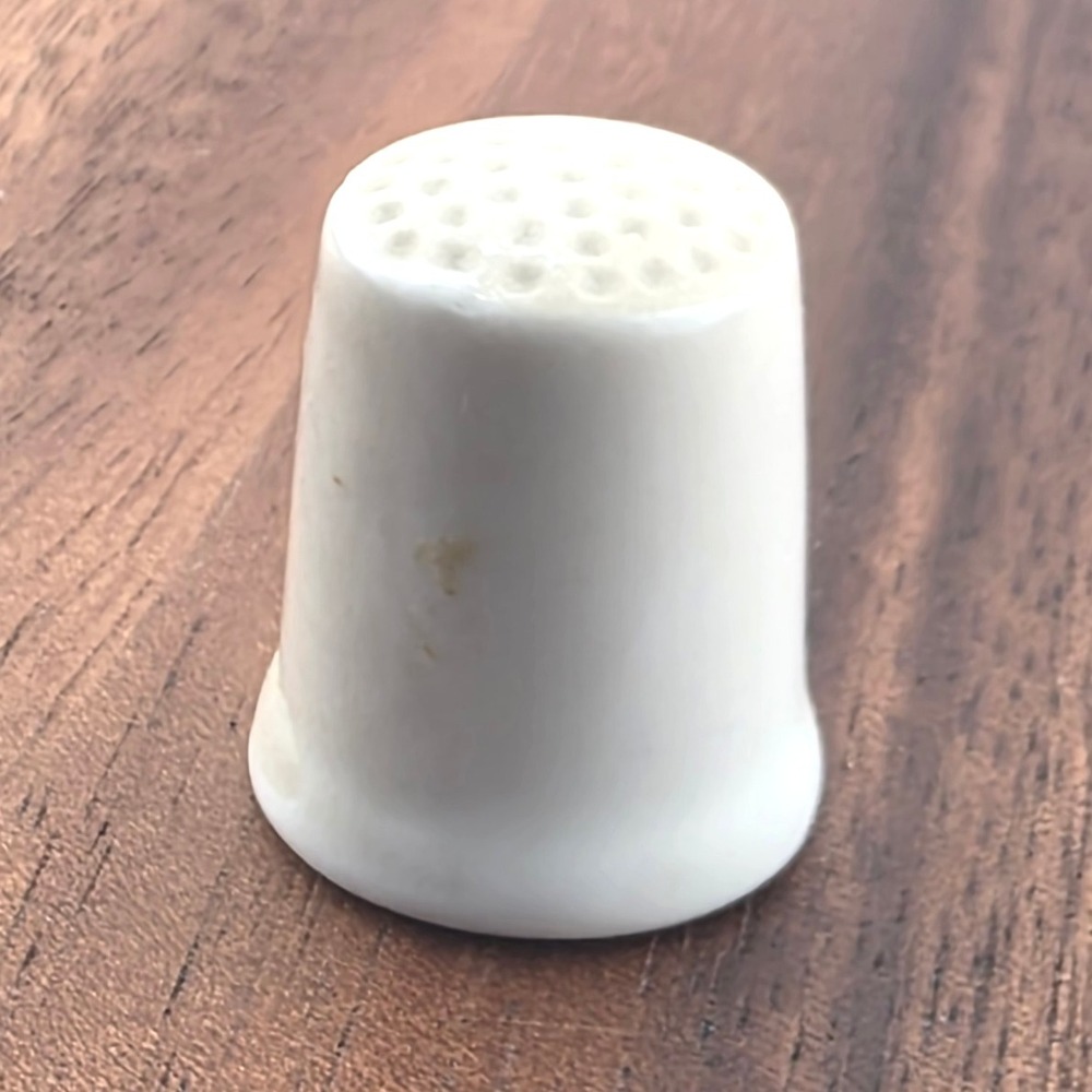 Vintage White‎ Ceramic Thimble Sewing Collectible Protective Finger Shield